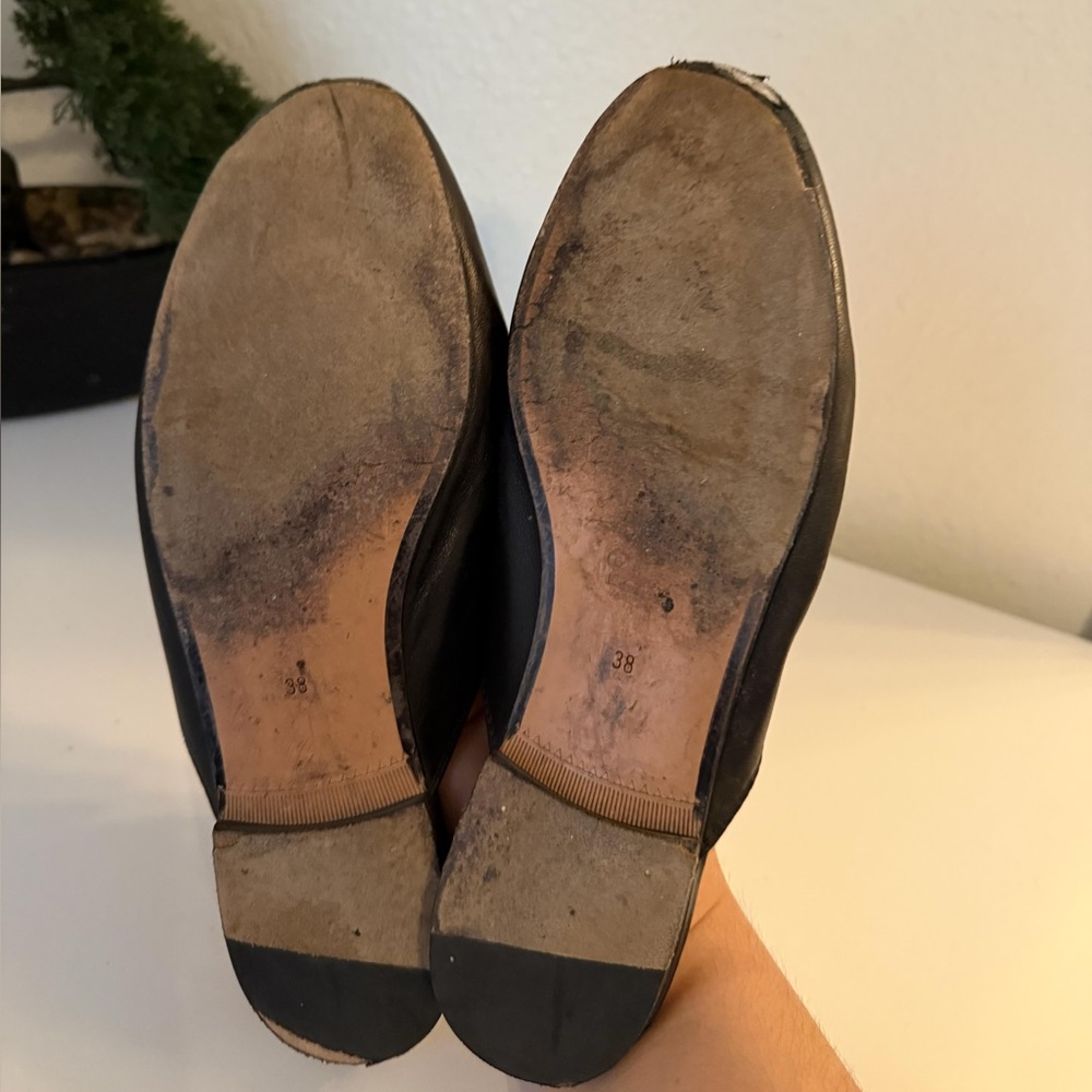 Gucci Beige and Red Heart Sandals - Picture 5 of 6